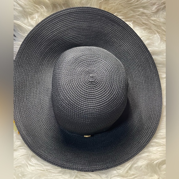 🌺 Eric Javits black straw hat 🌺 - Picture 7 of 9